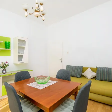 Apartments Makarska Beach Apartman *
